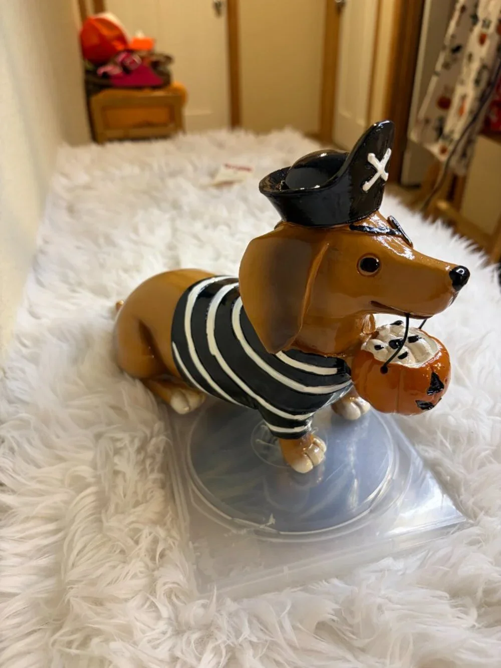 Halloween Dachshund Wiener Dog Pirate Pumpkin Trick or Treat Figurine